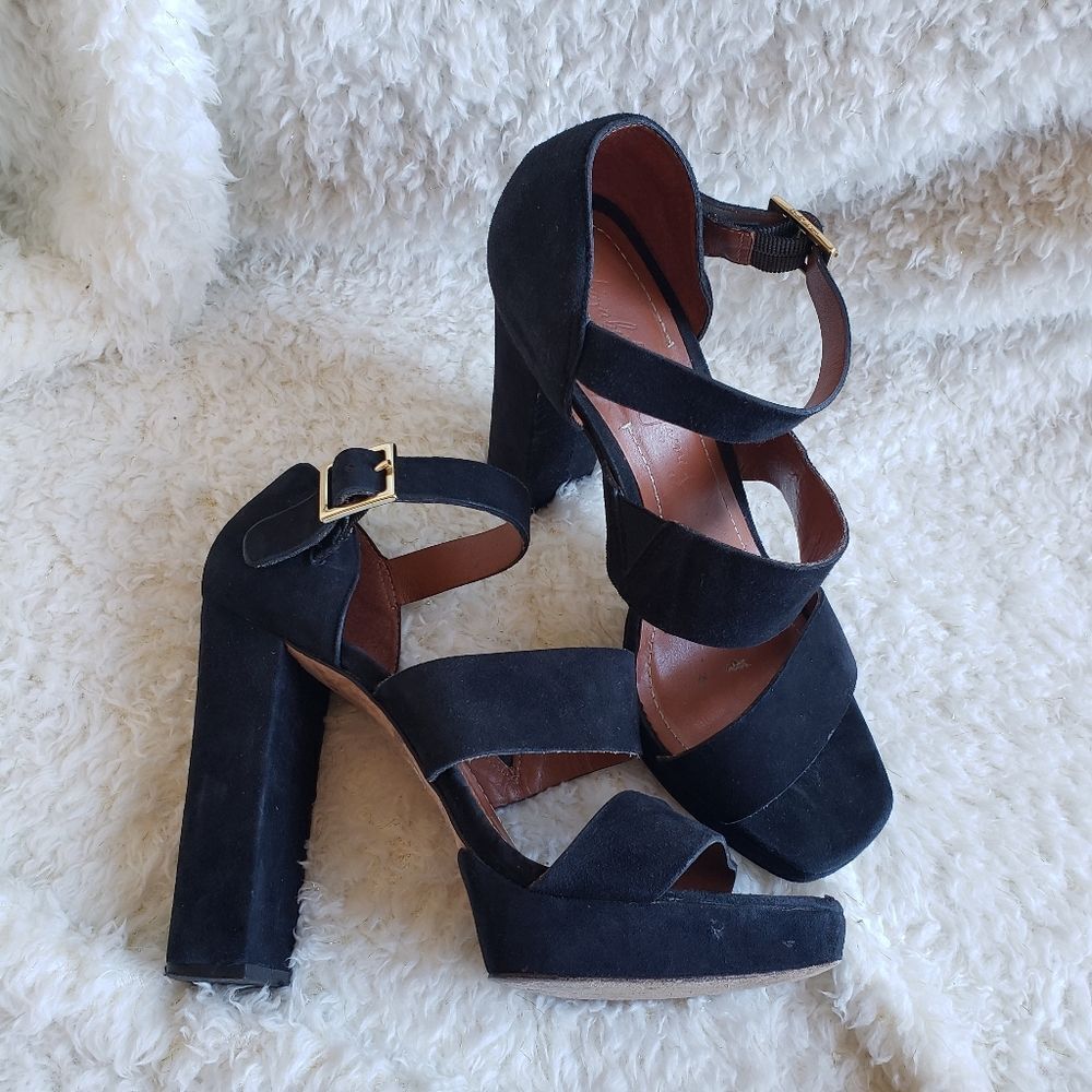 Elizabeth and James Sling Black Platform Sandals‎